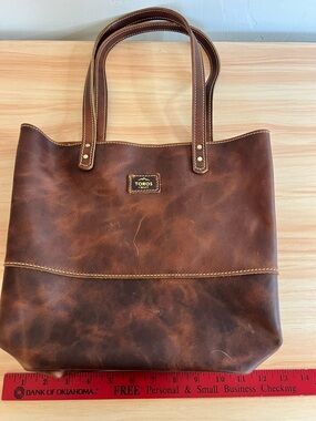 Classic Brown Leather Tote - Everyday Shoulder Bag